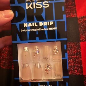 NIB - KISS Nails -8 sets of glue on press ons. Willing to split
